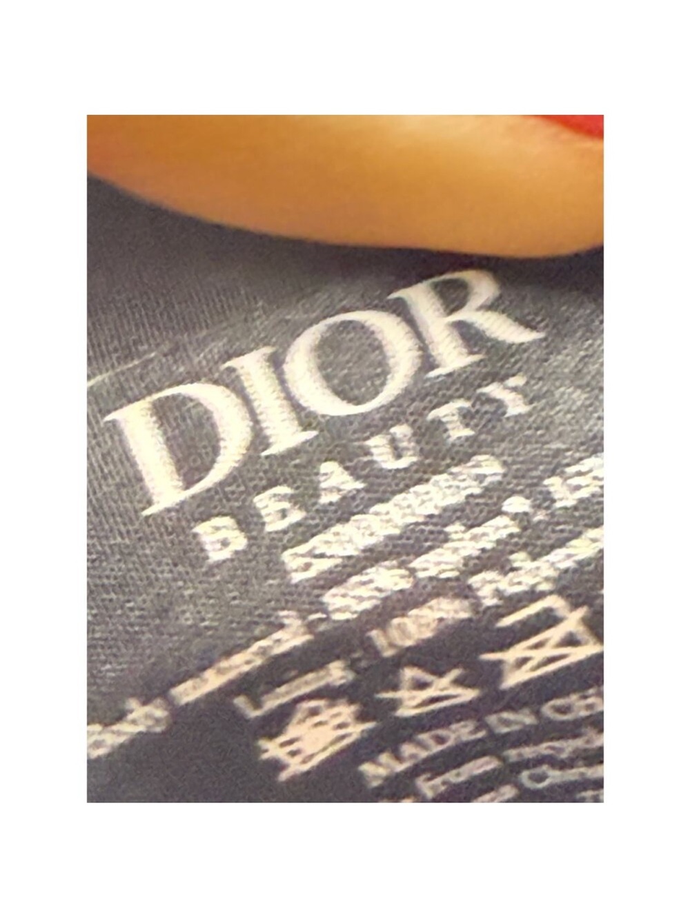 Dior Beauty travel Bag in navy blue scuba material - Limited Edition-NEW in BOX - Picture 3 of 5